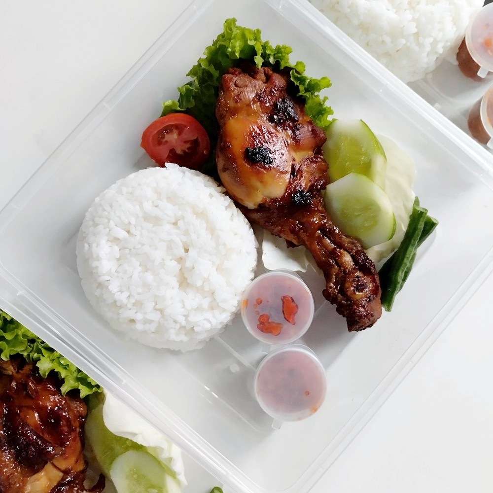 Nasi Kotak Ayam Panggang